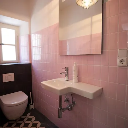 Pottery - By Myhomeincomo Appartement *
