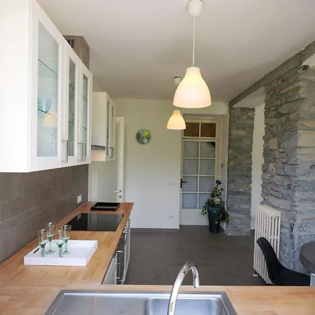 Appartement Pottery - By Myhomeincomo Carate Urio