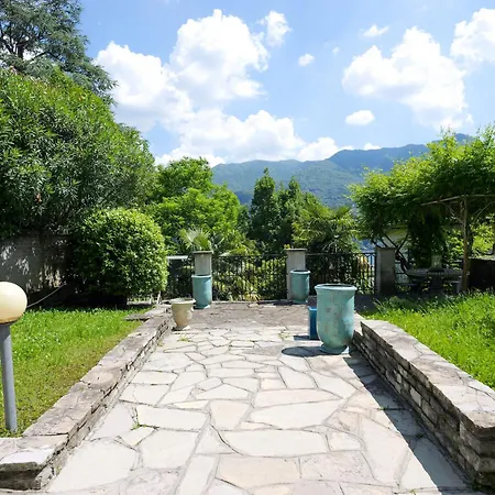 Appartement Pottery - By Myhomeincomo Carate Urio